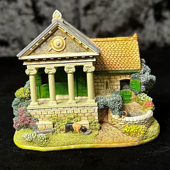 Lilliput Lane | The Pigsty | Collectors' Club - Picture 3 of 15